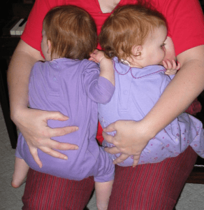 twins nursing simultaneously